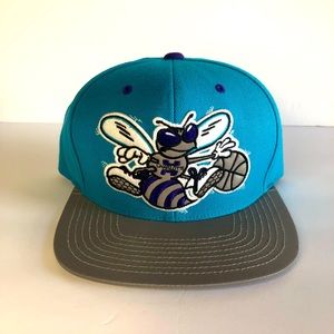 Mitchell & Ness Charlotte Hornets Two Tone Classic SnapBack Hat